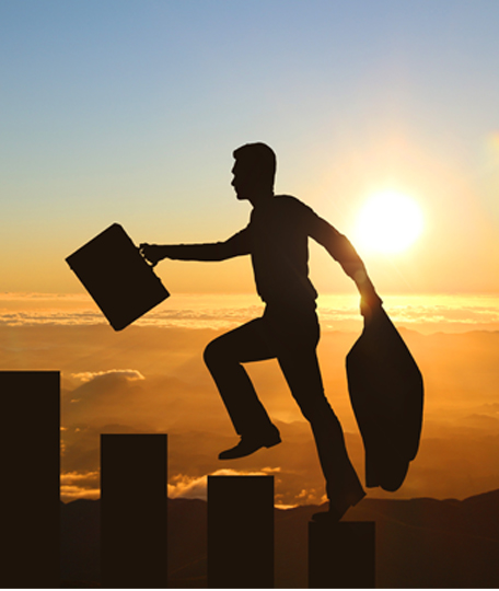 人(ren)才(cai)梯隊(duì)髮(fa)展(zhan)平檯(tai)